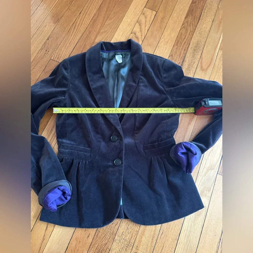 J. Crew Elegant Fitted Women's Blazer. 2T. Smoky Black. Velvet Like. Holidays